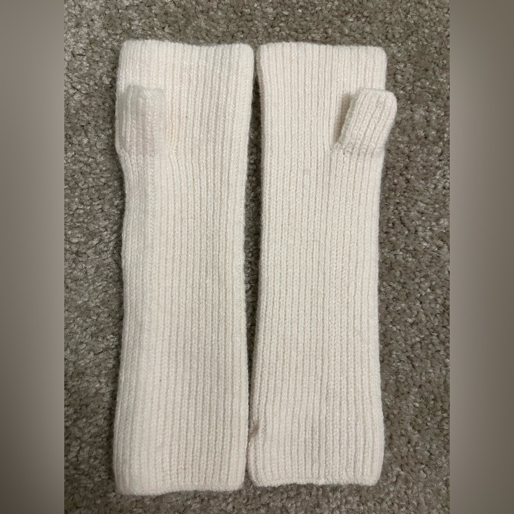 H&M mittens cashmere & wool